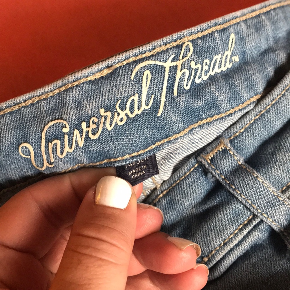 Universal Thread jeans - Picture 4 of 6